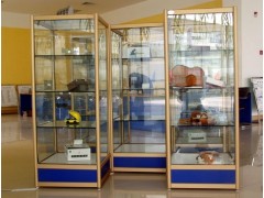 佛山合邦展示柜鋁材-六角柜-旋轉(zhuǎn)柜-精品展示柜-玻璃柜